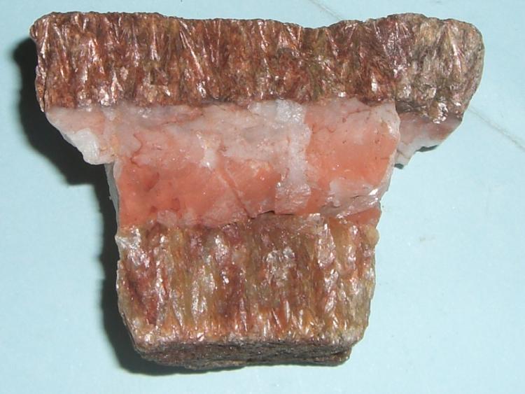 Moscovita
3, 5 x 4,5 cm.
(Autor: Antonio GG)