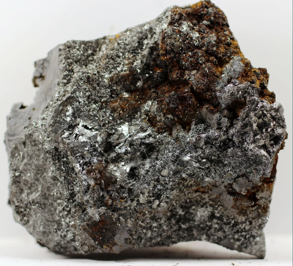 Pirolusita
65 x 56 x 29 mm.
(Autor: José Luis Zamora)