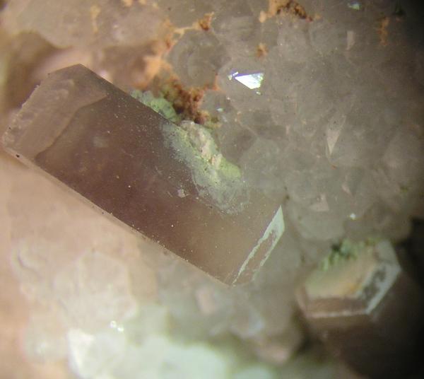 Piromorfita
Cristal de 1 cm.
(Autor: Adrian Pesudo)