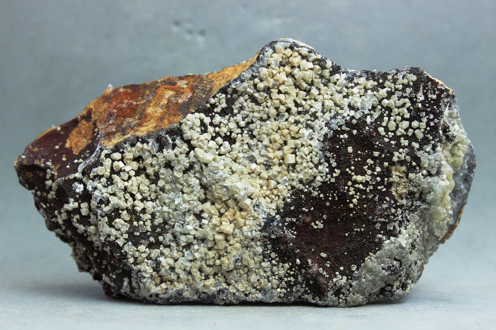 Piromorfita
80x44 mm
(Autor: Juan Espino)