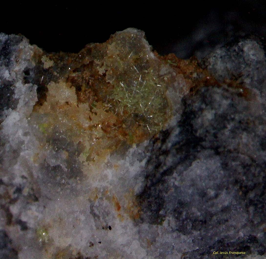 Piromorfita.
2´566x2´282 mm.
(Autor: Jesus Franquesa Baucells)