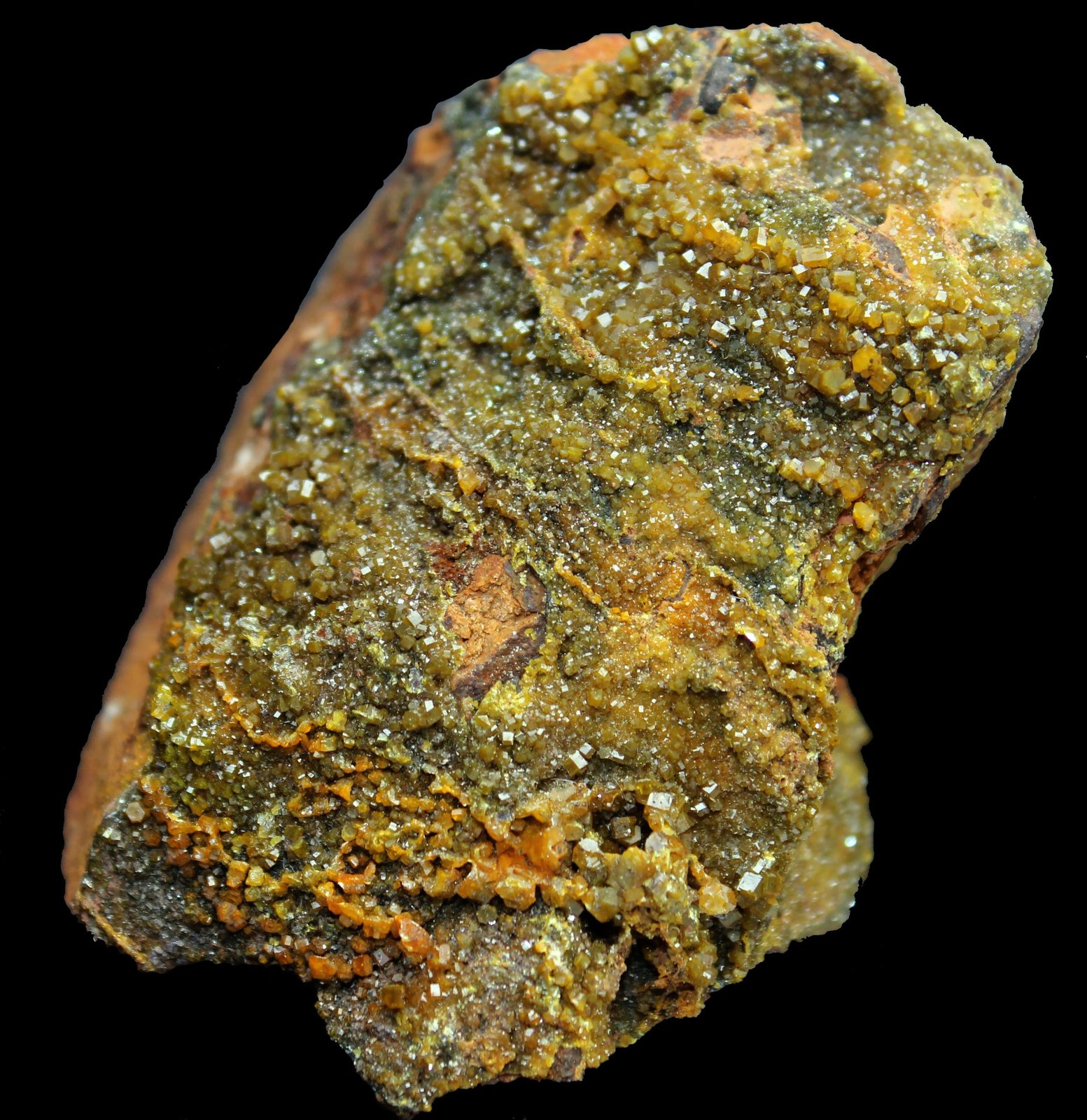 Piromorfita
75 x 46 x 34 mm.
(Autor: José Luis Zamora)