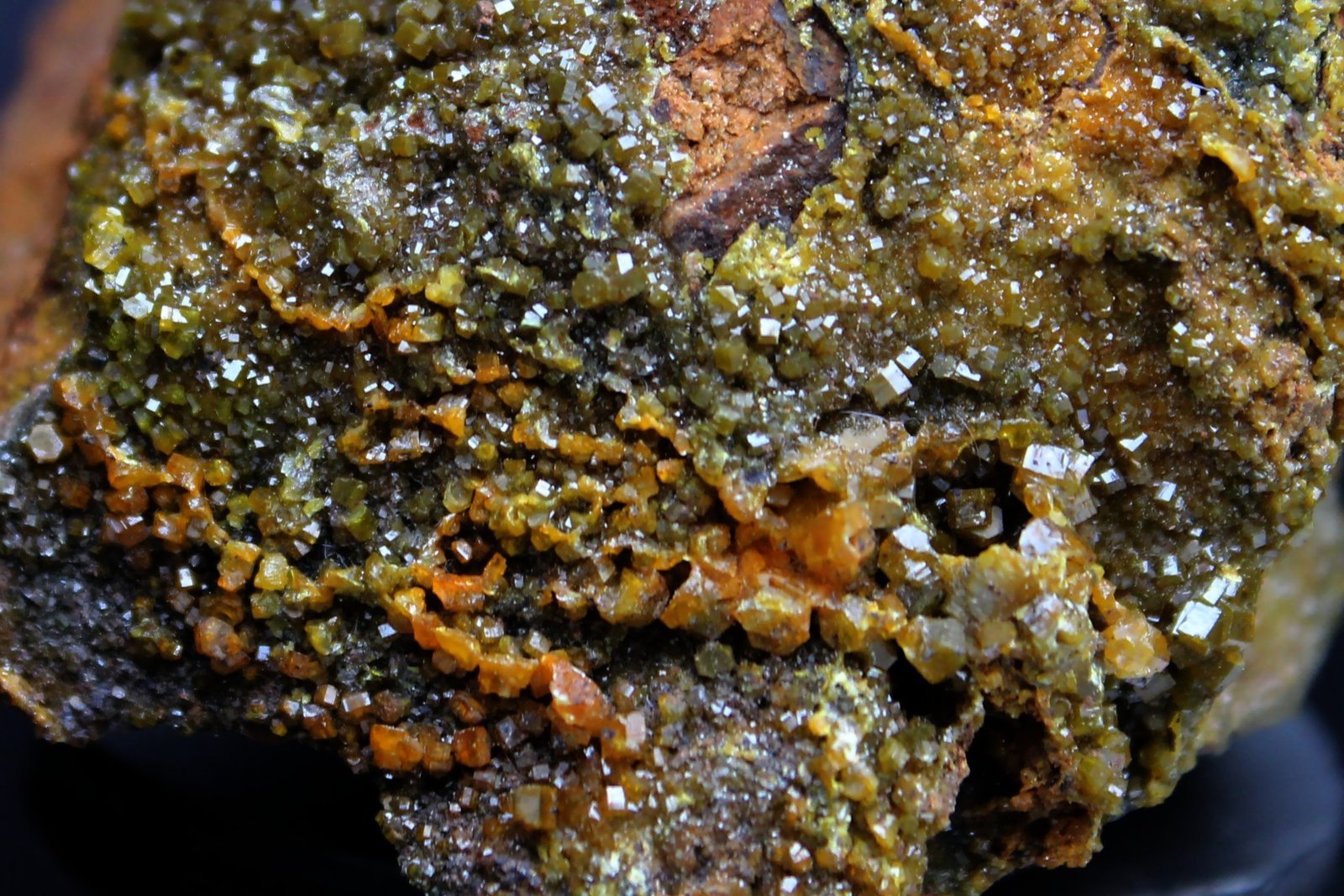 Piromorfita
75 x 46 x 34 mm.
(Autor: José Luis Zamora)