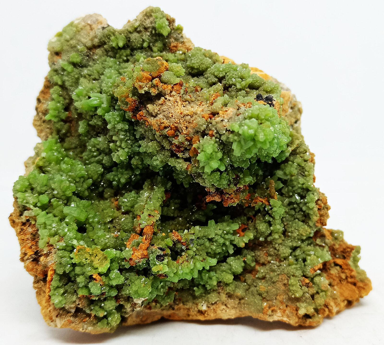 Piromorfita
Zona minera Ousby, Distrito Eden, (antes Cumberland), Cumbria, Inglaterra / Reino Unido
76x64x43 mm.
(Autor: Luis Edmundo Sánchez Roja)