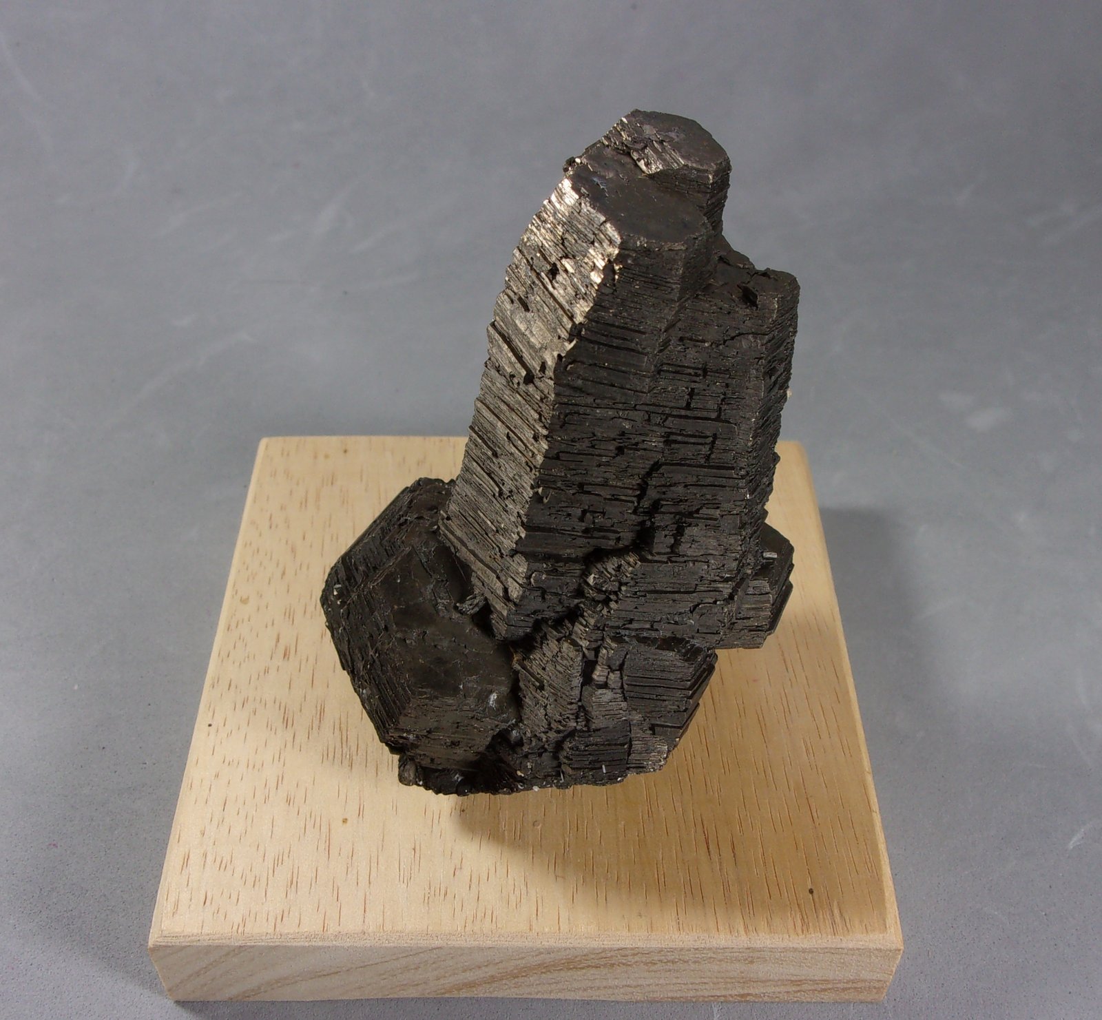 Pirrotita (pirrotina)
7,5 x 5 x 4,5 cm
(Autor: J. G. Alcolea)