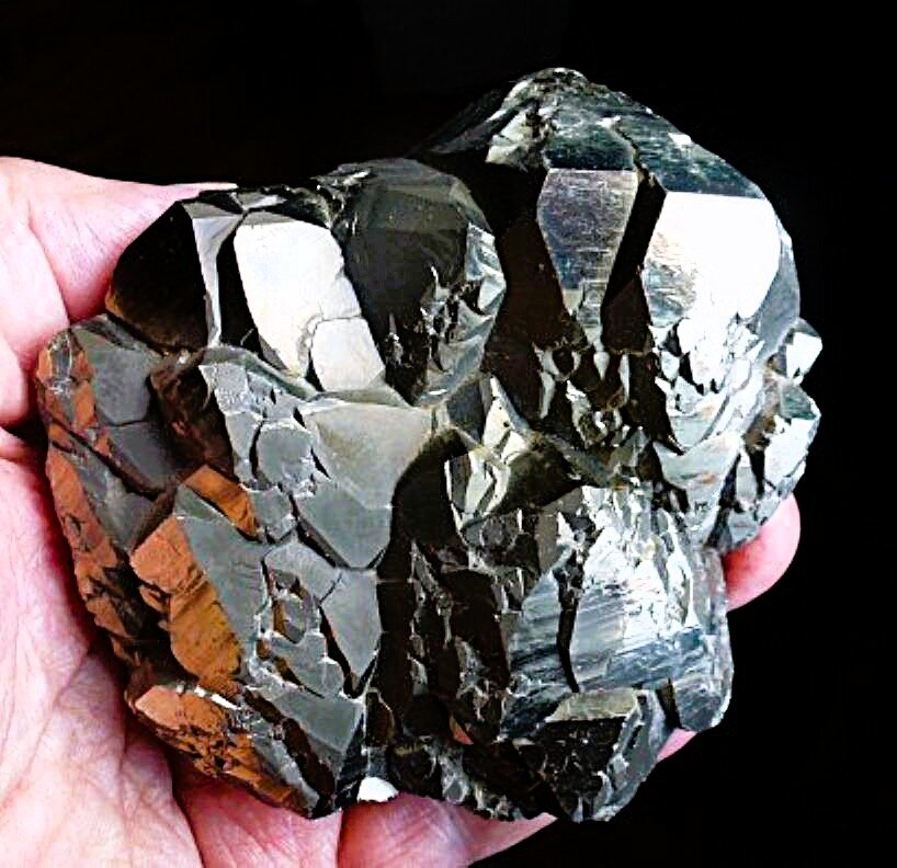 Pirita
Huanzala Mine, Huallanca District, Dos de Mayo Province, Huánuco Department, Peru
10 x 9 cm.
(Autor: javier ruiz martin)