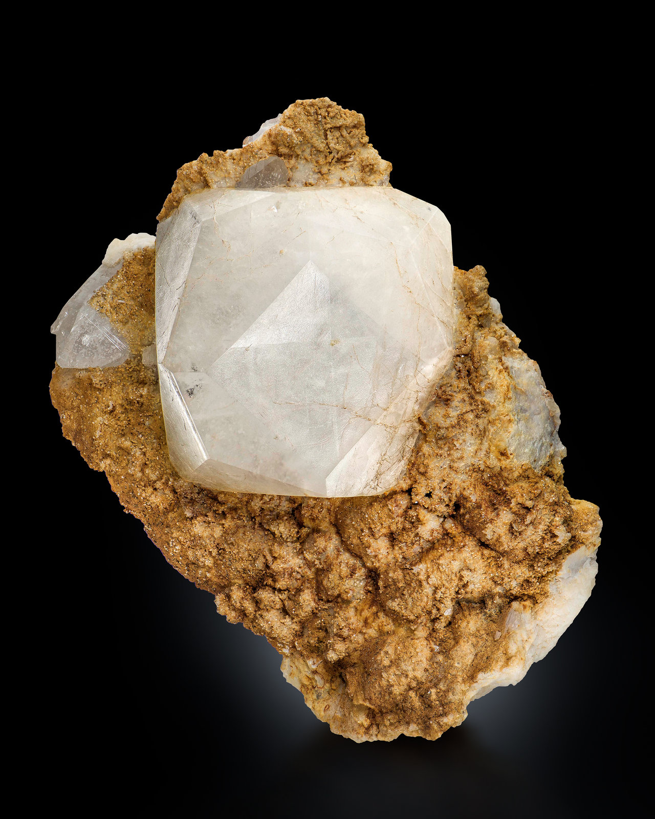 Pollucita
18 x 15 x 8 cm / cristal principal: 11.2 cm
(Autor: Museo MIM)