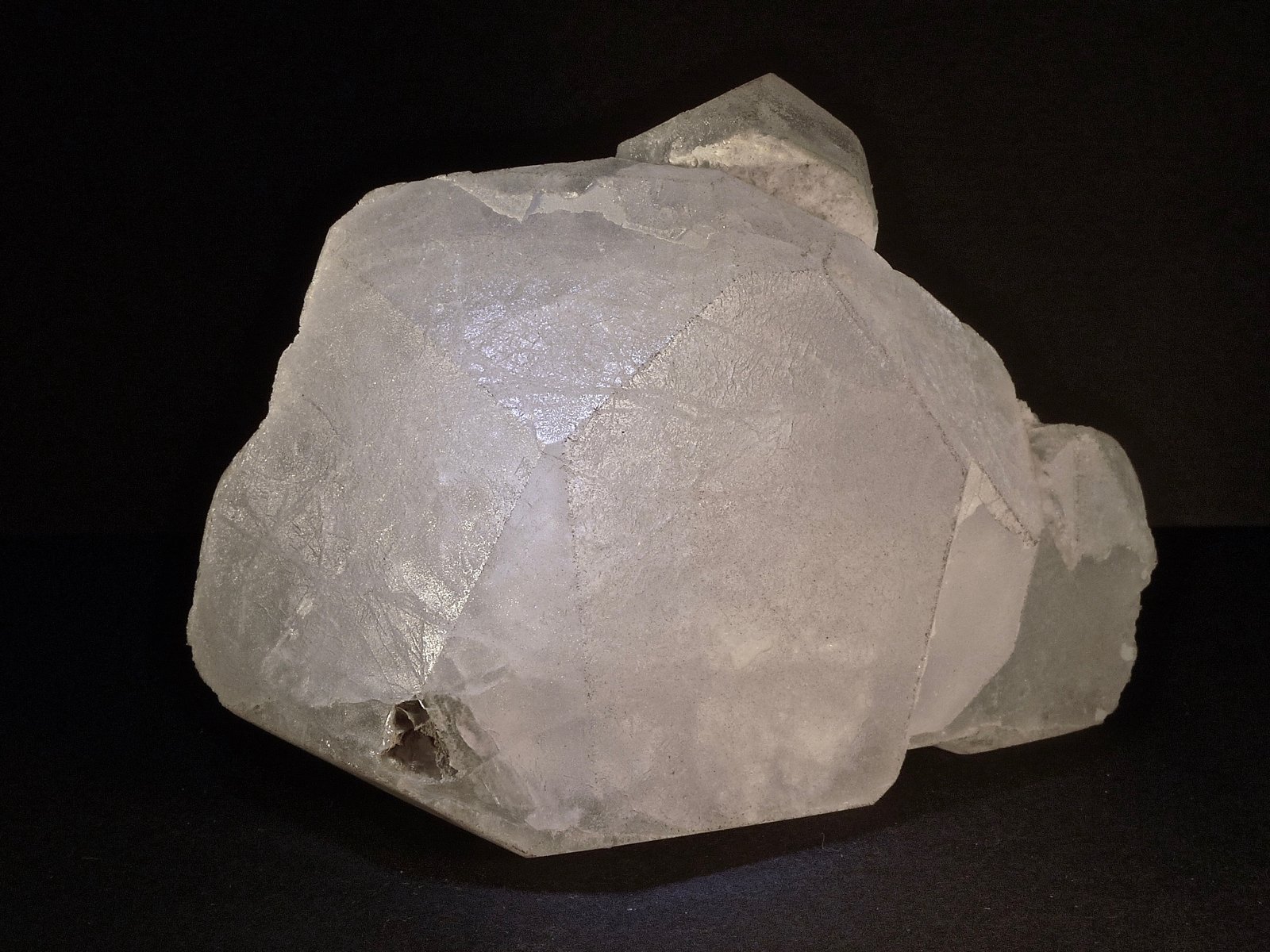 Polucita
10 x 6,5 x 4 cm
(Autor: Josele)