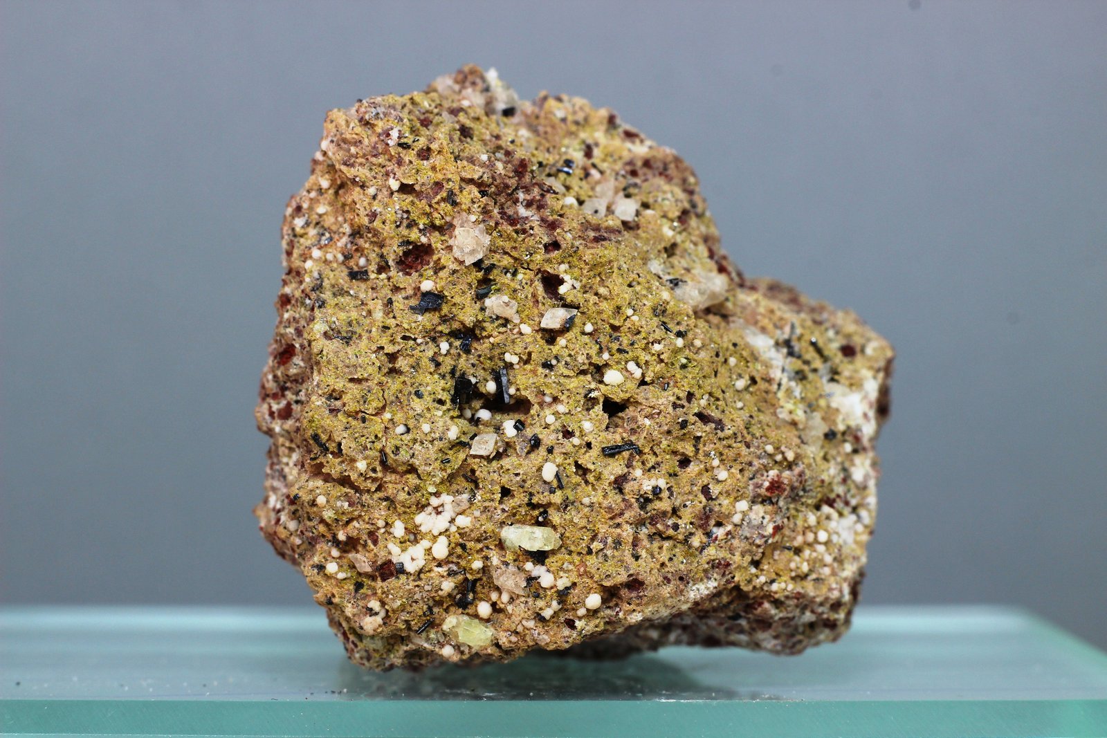 Pseudobrookita
40x34 mm
(Autor: Juan Espino)