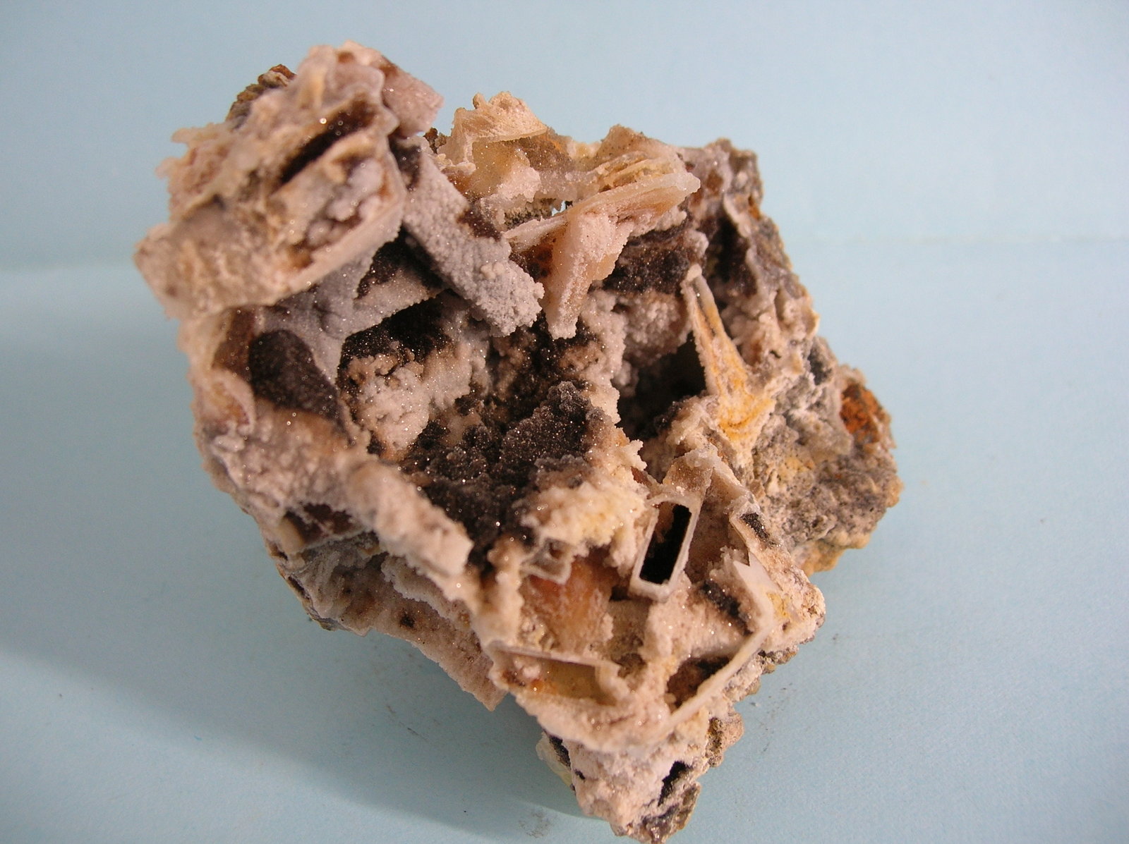 Cuarzo (variedad calcedonia)
7 x 6,5 cm
(Autor: Pedro Conesa)