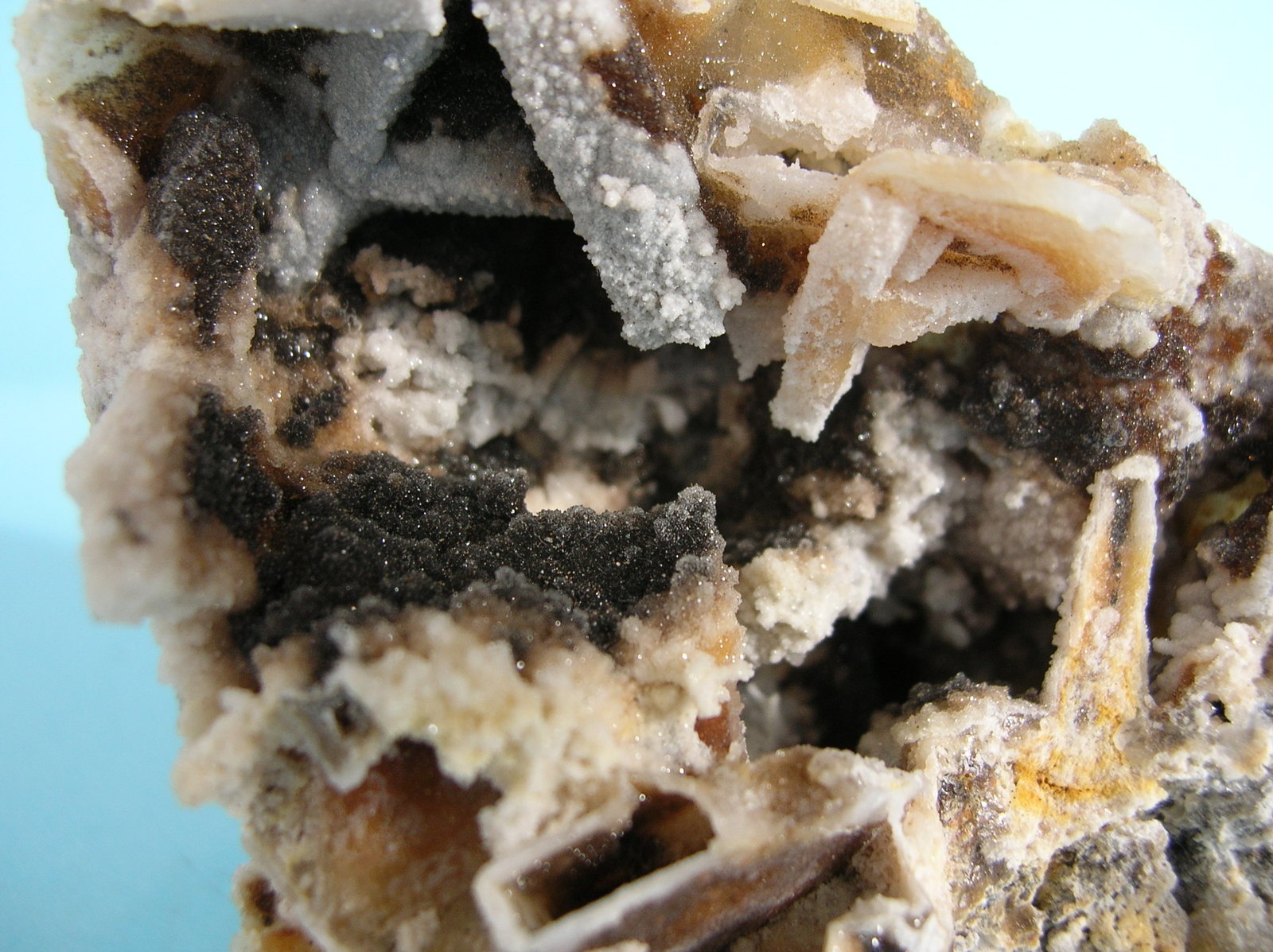 Cuarzo (variedad calcedonia)
7 x 6,5 cm
(Autor: Pedro Conesa)