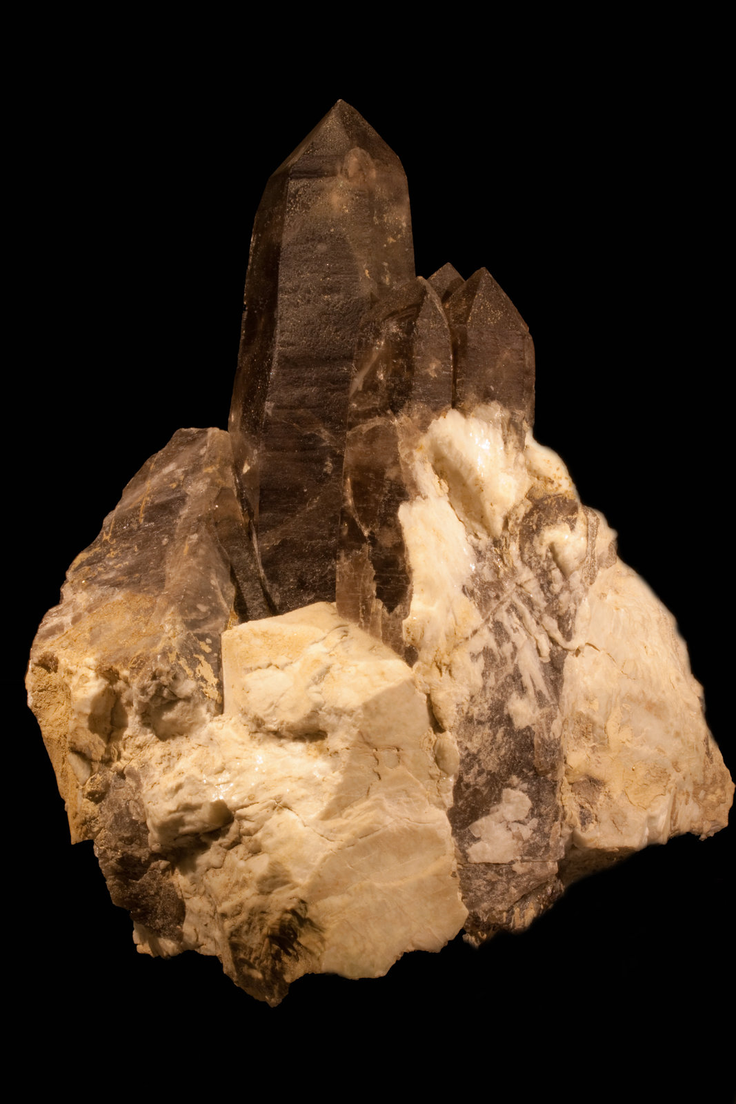 Cuarzo (variedad ahumado), Ortoclasa
15 x 18,5 x 8 cm
(Autor: carles)