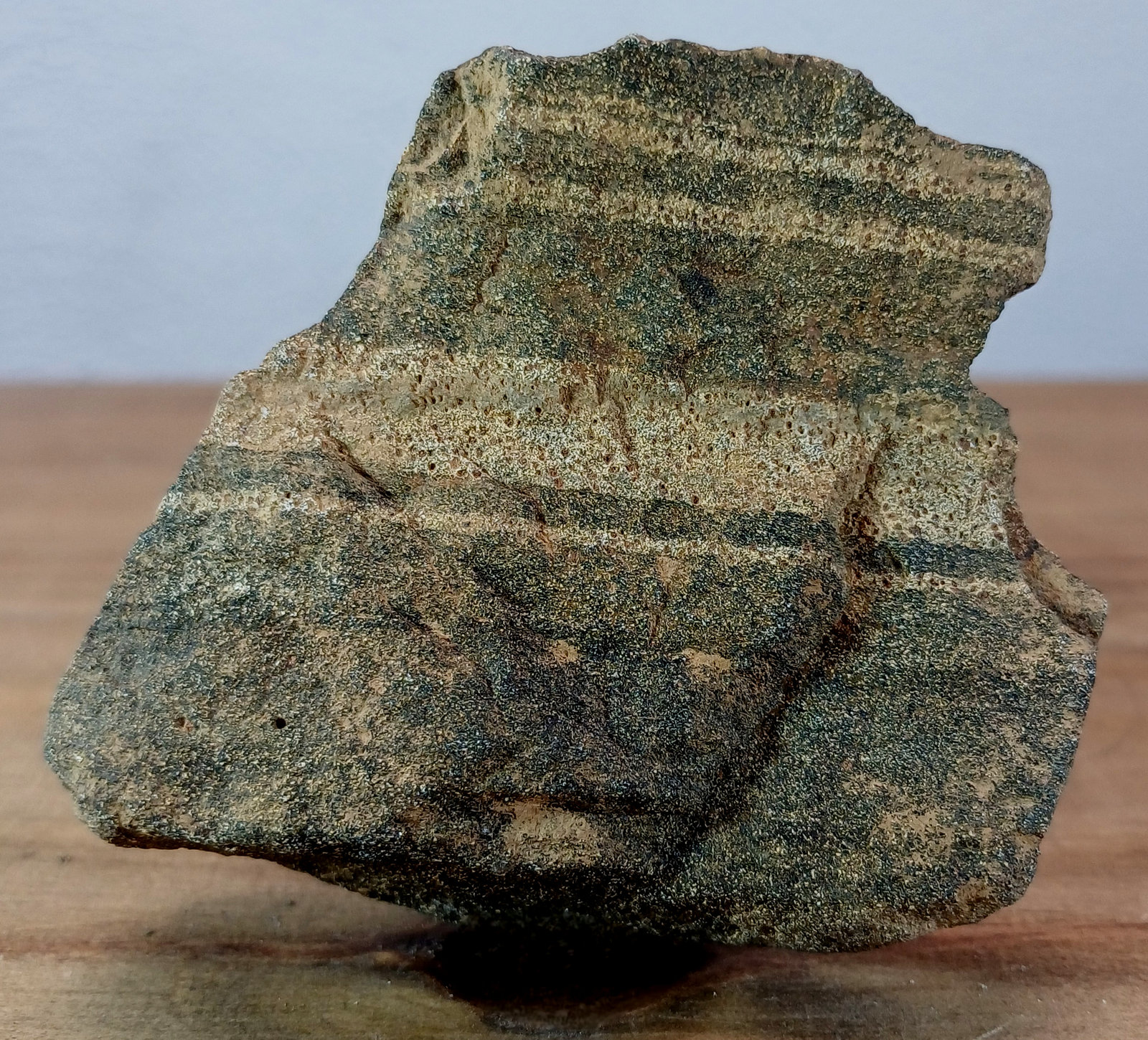 Anfibolita
8x7x2,5 cm.
(Autor: supertxango)