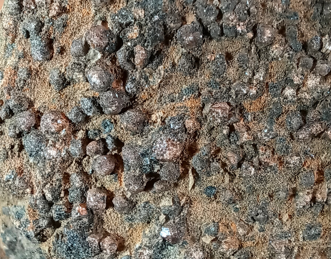 Eclogita
11x9x3 cm.
(Autor: supertxango)