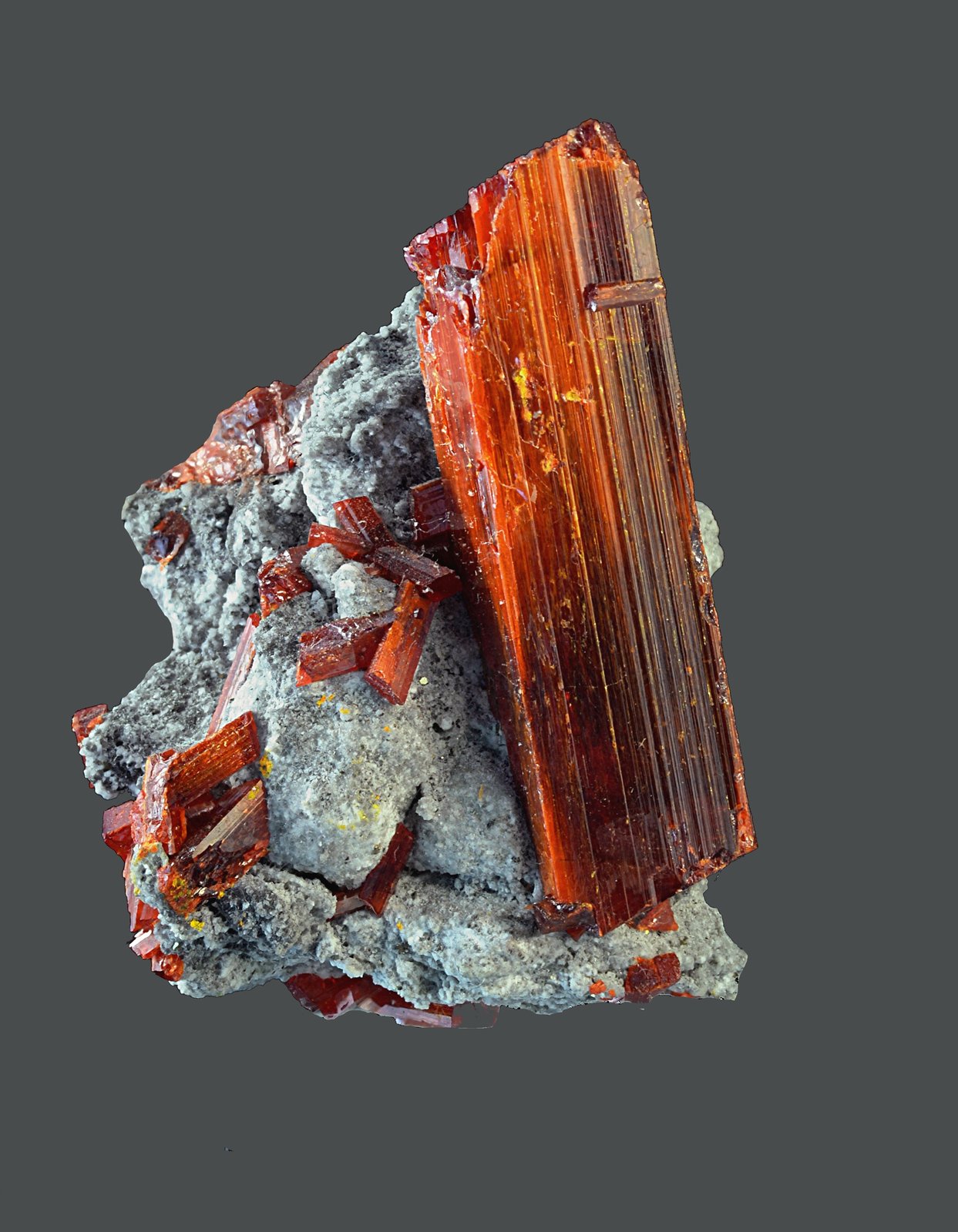 Rejalgar
Cristal mayor de 3 x 1 cm
(Autor: Antonio Carmona)