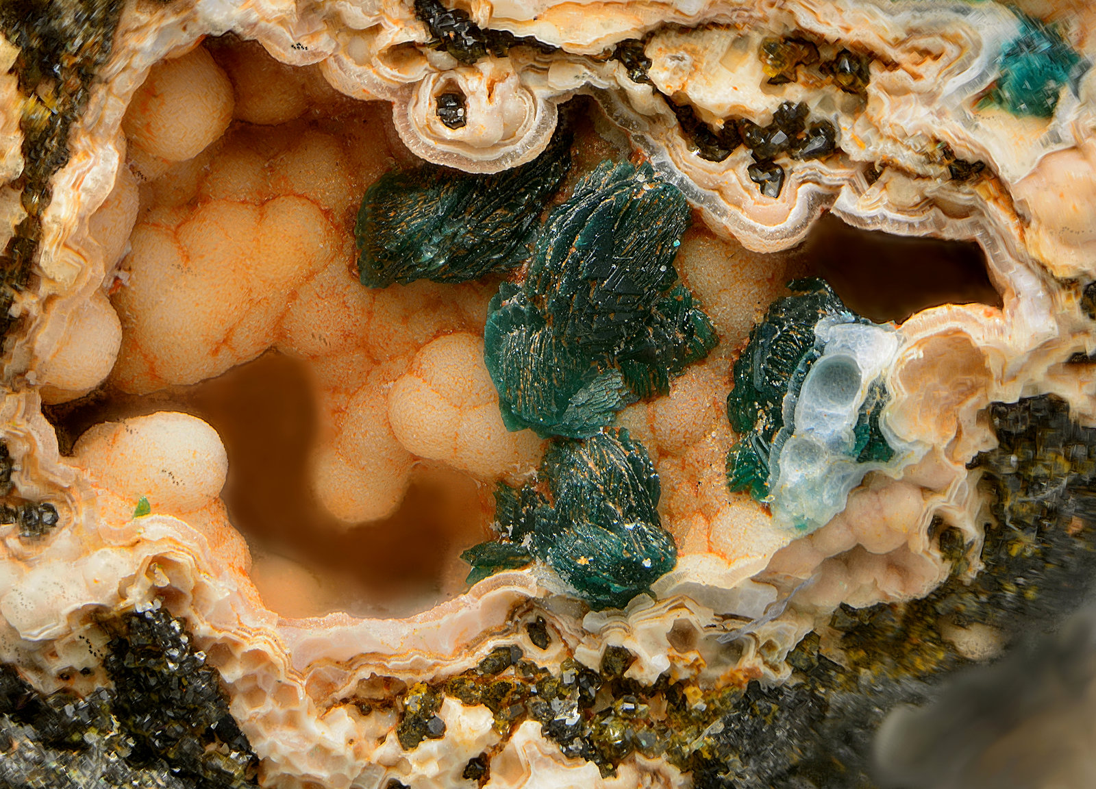 Pseudomalaquita
Campo de visión de 2 mm
(Autor: Antonio Carmona)