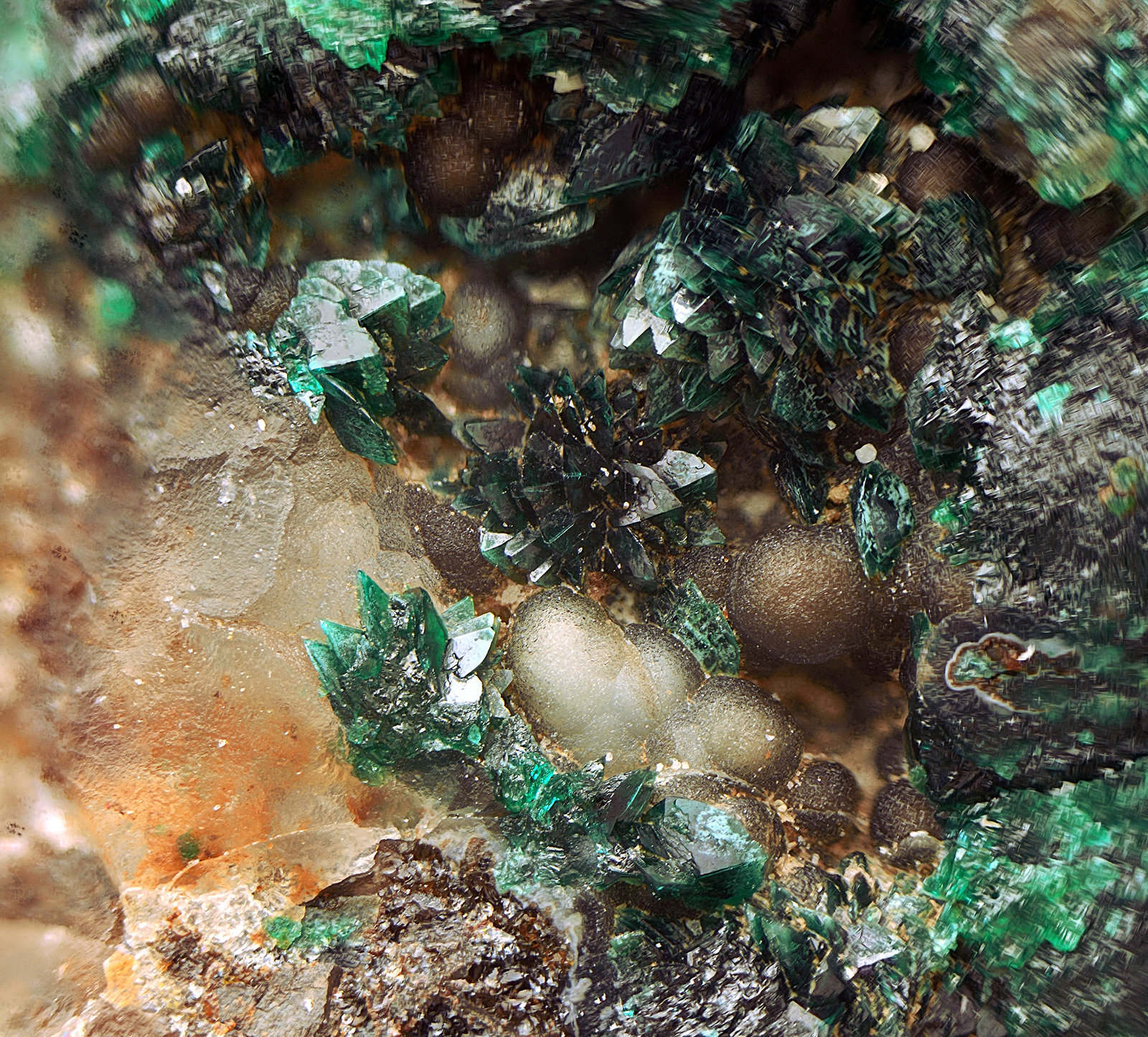 Pseudomalaquita
Campo de visión de 6 mm
(Autor: Antonio Carmona)