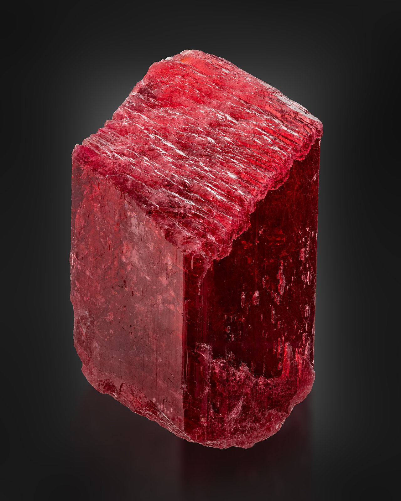 Rodonita
3 x 3.5 x 6 cm
(Autor: Museo MIM)