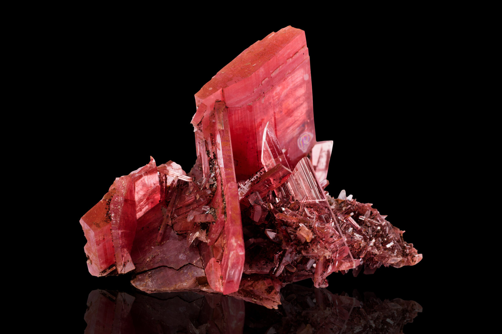 Rodonita
3 x 4 x 3 cm / Cristal principal: 3 cm
(Autor: Museo MIM)