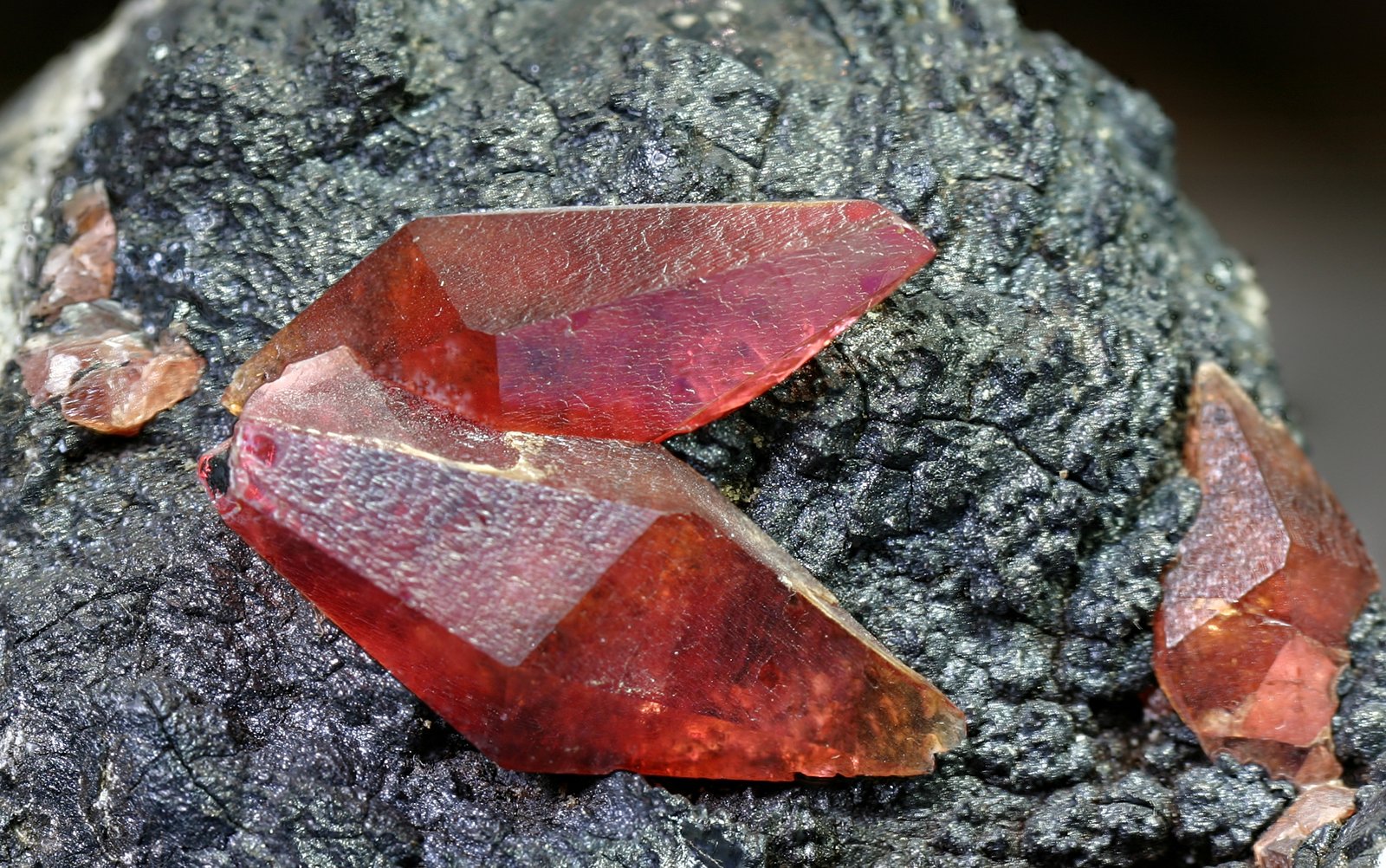 Rodocrosita
cristales 23 y 25 mm
(Autor: Ramon A  Lopez Garcia)