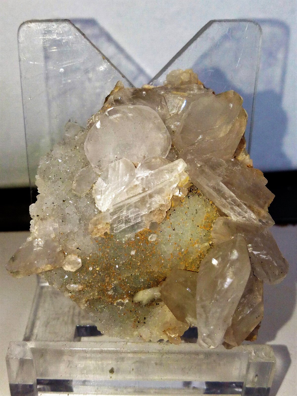 Calcita, Cuarzo
4x3,8 cm.
(Autor: Adri Rodríguez)