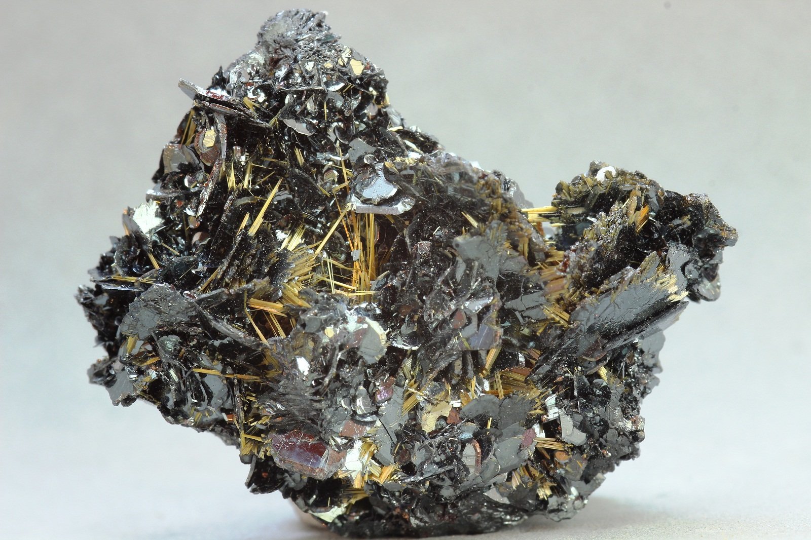 Rutilo, Hematites
(Autor: Juan Espino)