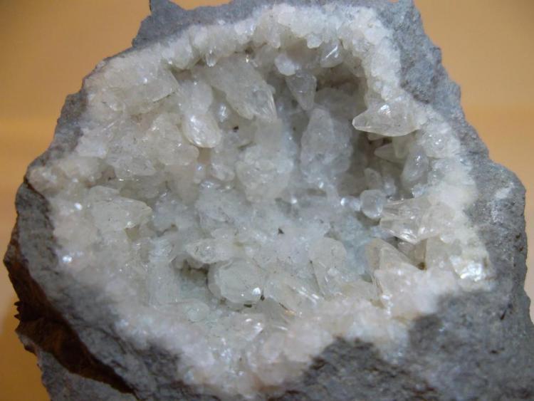Calcita
3 x 3 cm.
(Autor: javier ruiz martin)