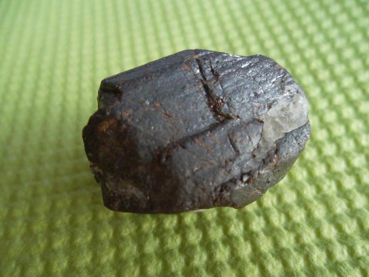 Rutilo
1,5 x 1 cm.
(Autor: javier ruiz martin)