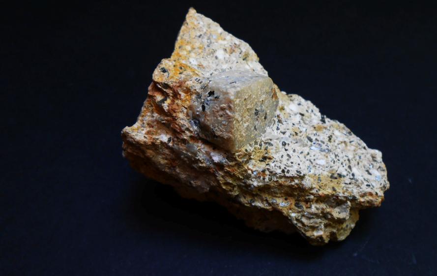 Sanidina
6 x 3,5 x 3,5 cm
(Autor: Antonio Alcaide)