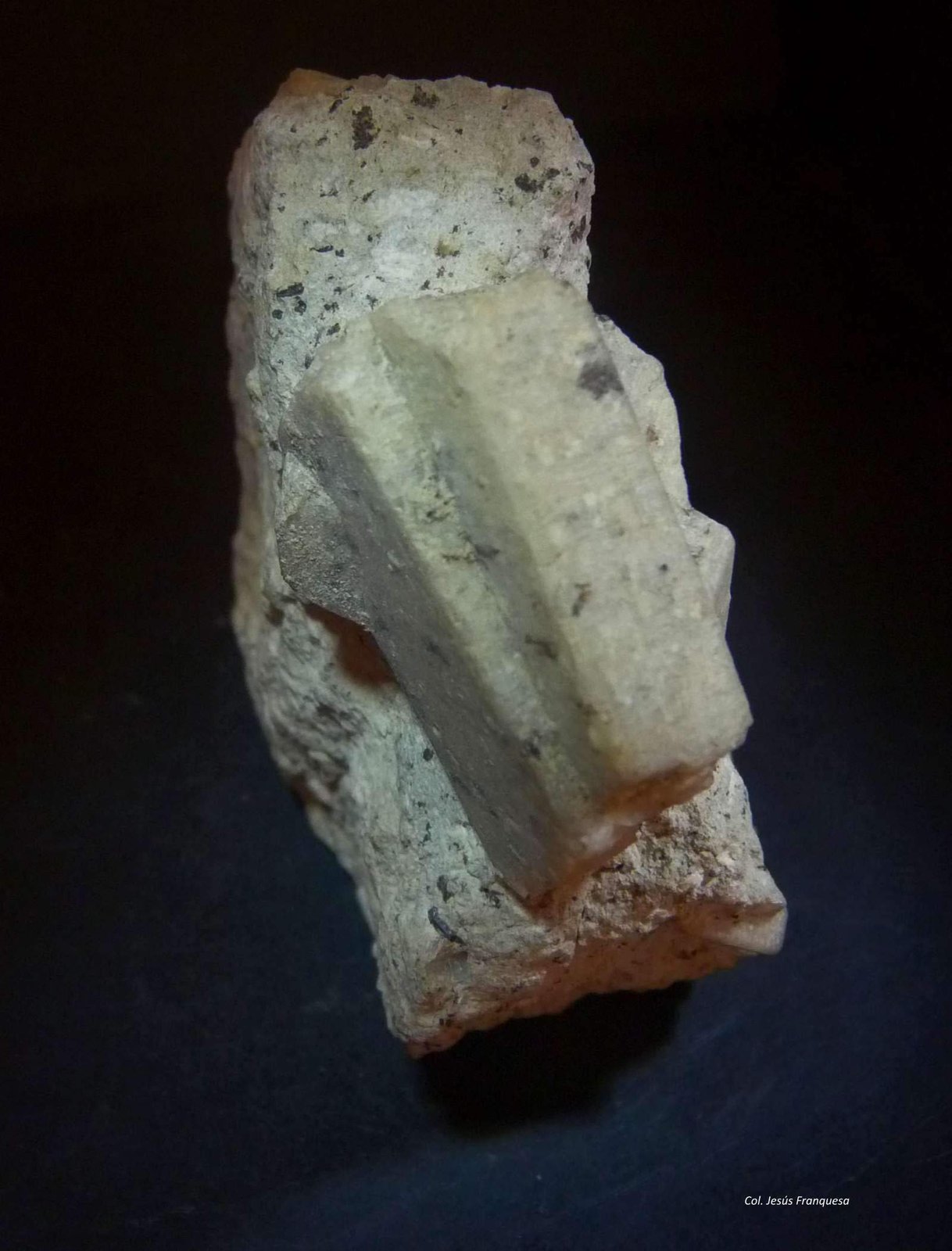 Sanidina.
60x50 mm.
(Autor: Jesus Franquesa Baucells)