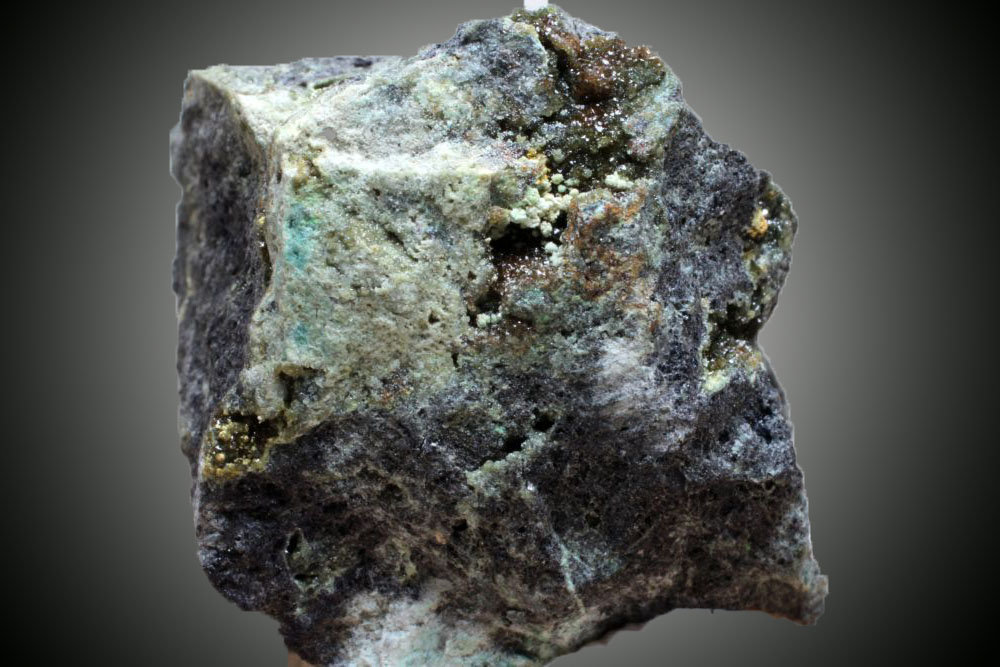 Scorodita
24 x 24 x 17 mm.
(Autor: José Luis Zamora)