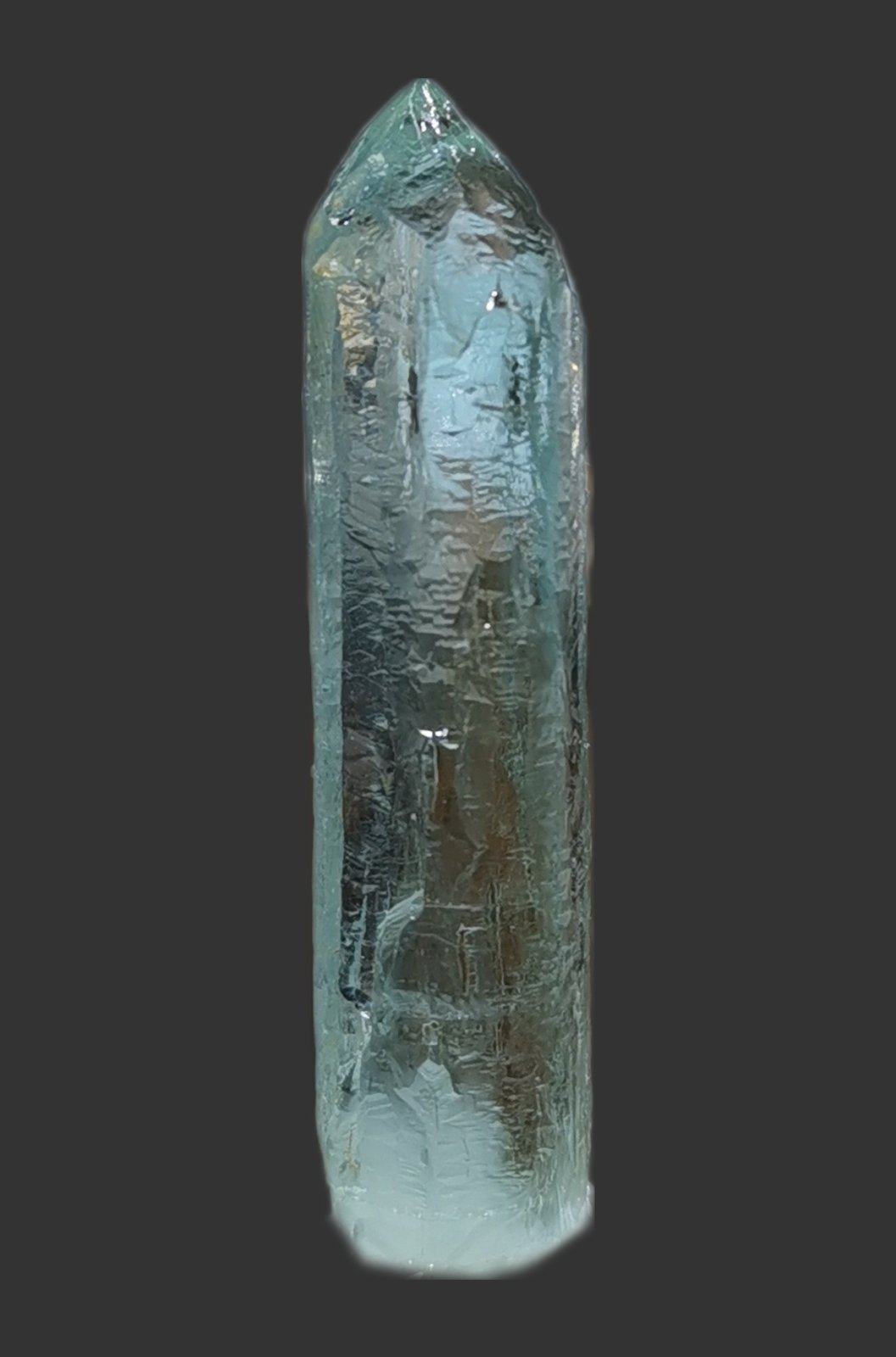 Berilo (variedad aguamarina)
6cm
(Autor: Diego Navarro)