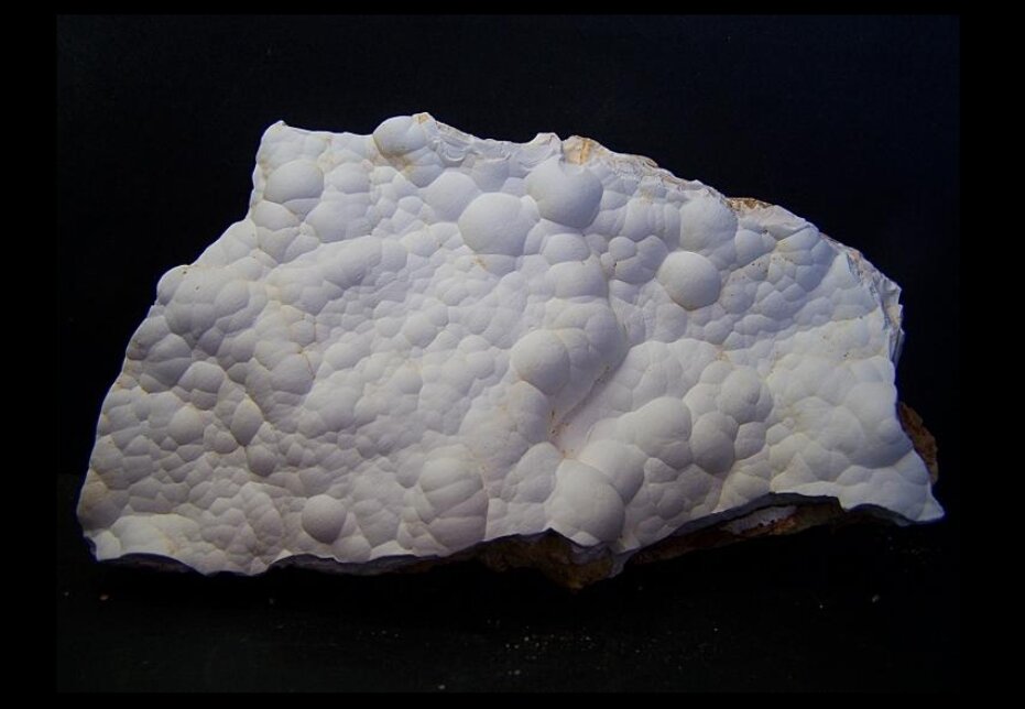 Hidrozincita.
Mina Hermosa (Mina Sel de Haya), Sel del Haya, Cobijón, Udías, Comarca Costa occidental, Cantabria, España
11x7 cm.
(Autor: AntonioJesus)