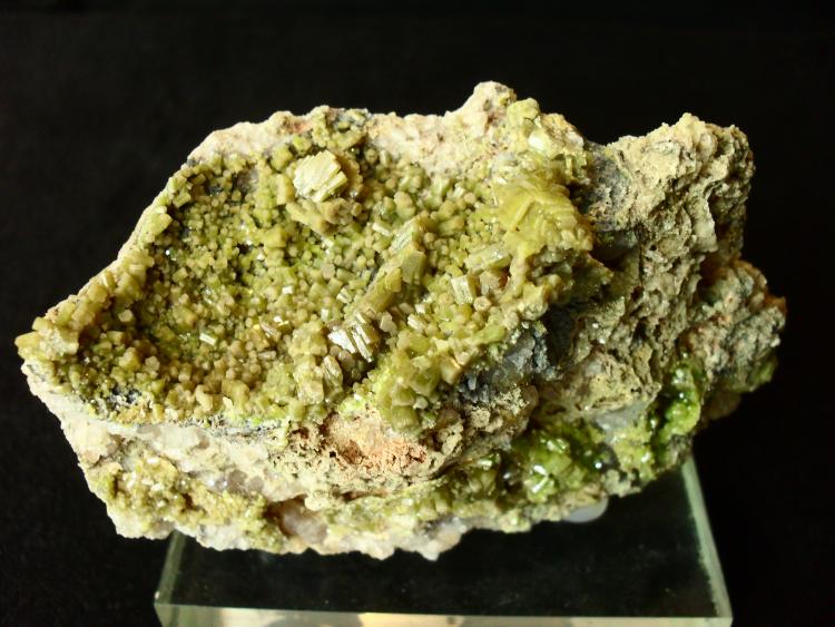 Piromorfita
10x6 cm.
(Autor: Laureano)