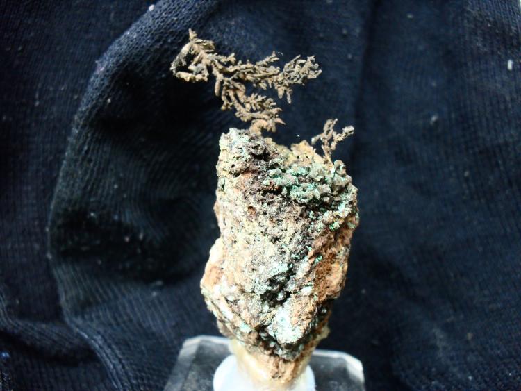 Cobre
7x4 cm.
(Autor: Laureano)