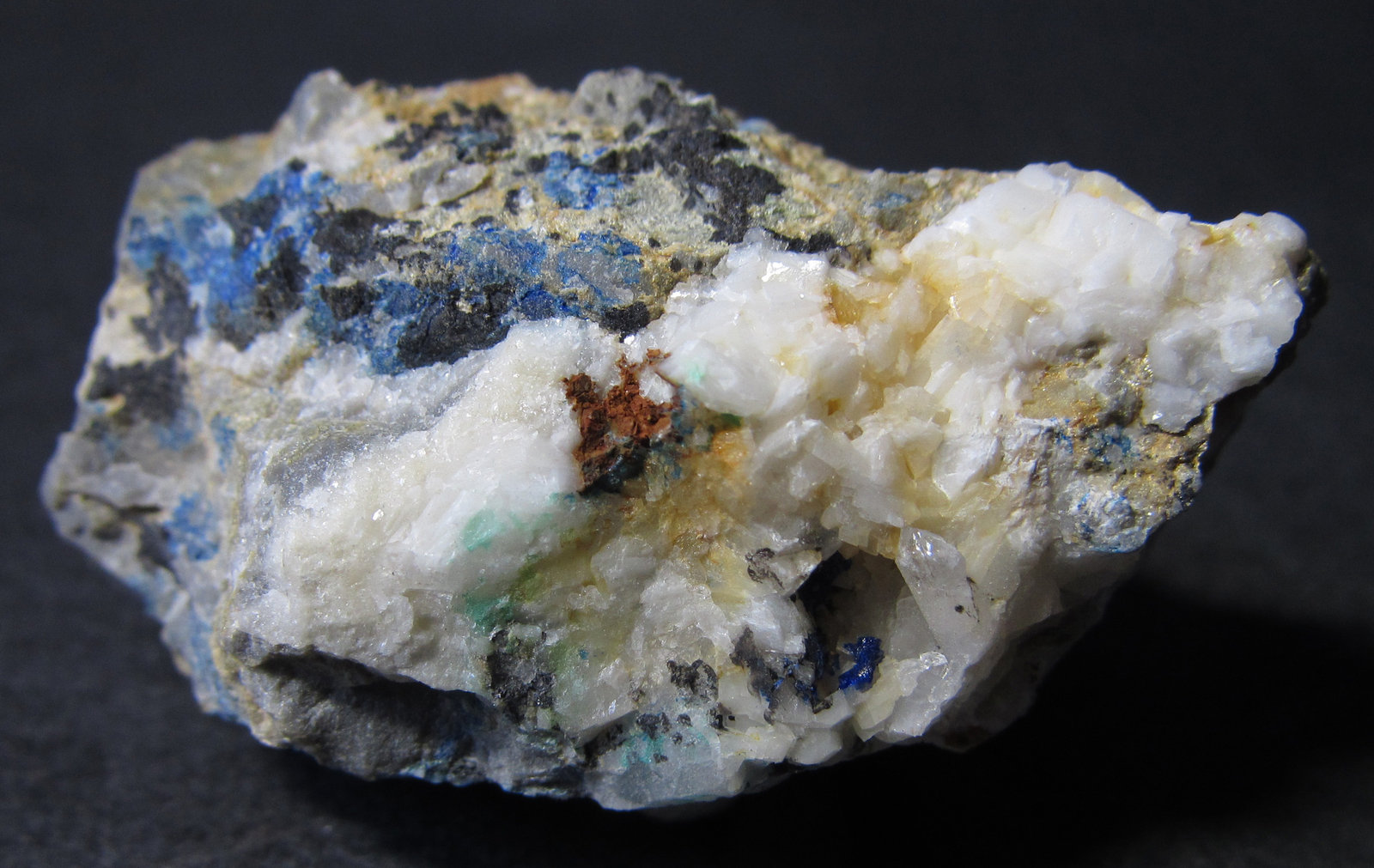 Azurita, Malaquita, Dolomita
4 x 2'5 cm.
(Autor: prcantos)