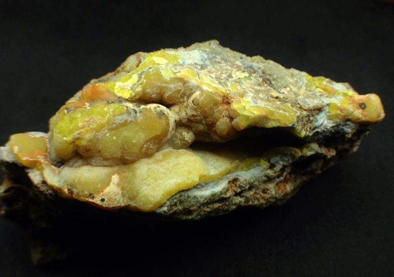 Smithsonita
8 cm x 5 cm
(Autor: Emilio Téllez)