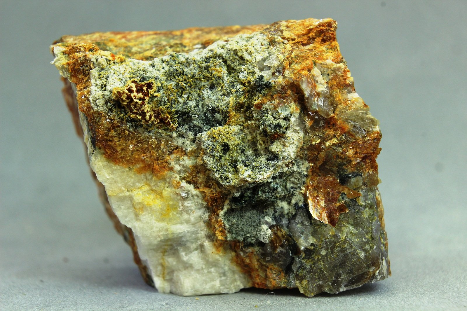 Stewartita
45x30x24 mm
(Autor: Juan Espino)