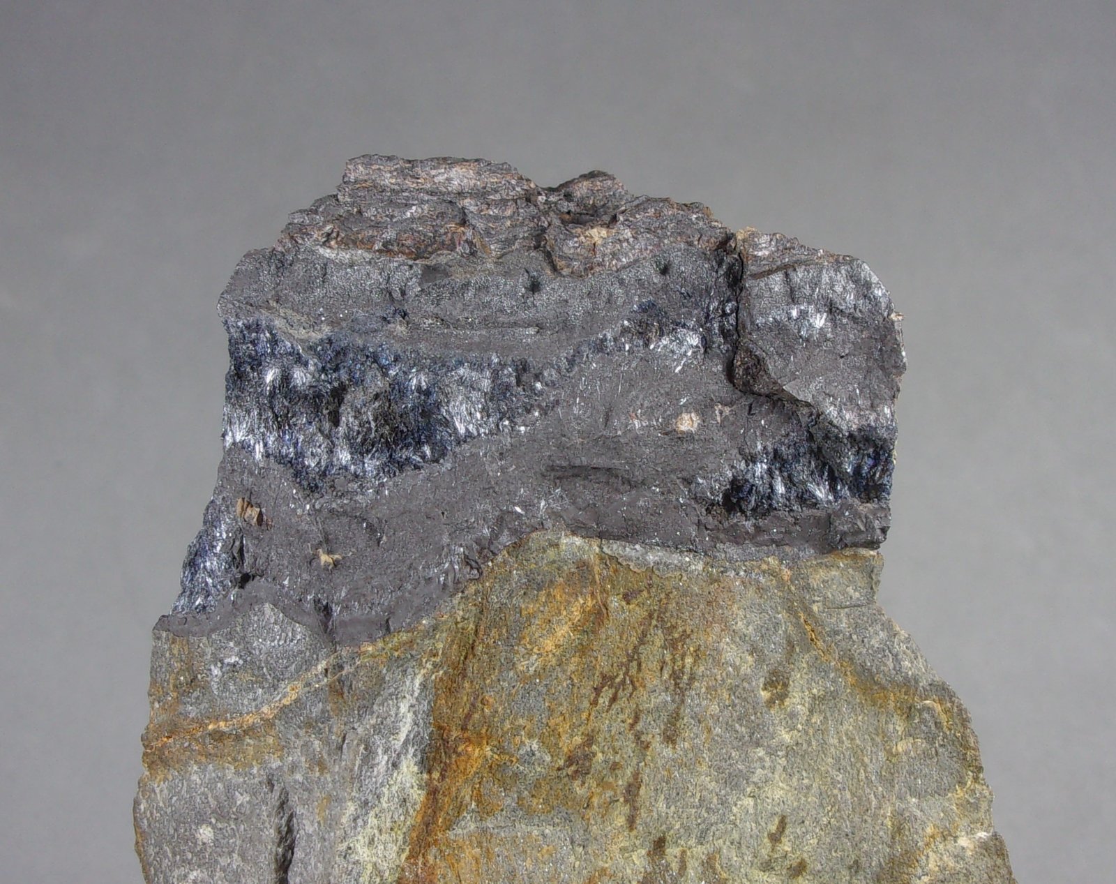 Suredaita y Coiraita
10,8 x 6,2 x 4,8 cm.
(Autor: J. G. Alcolea)
