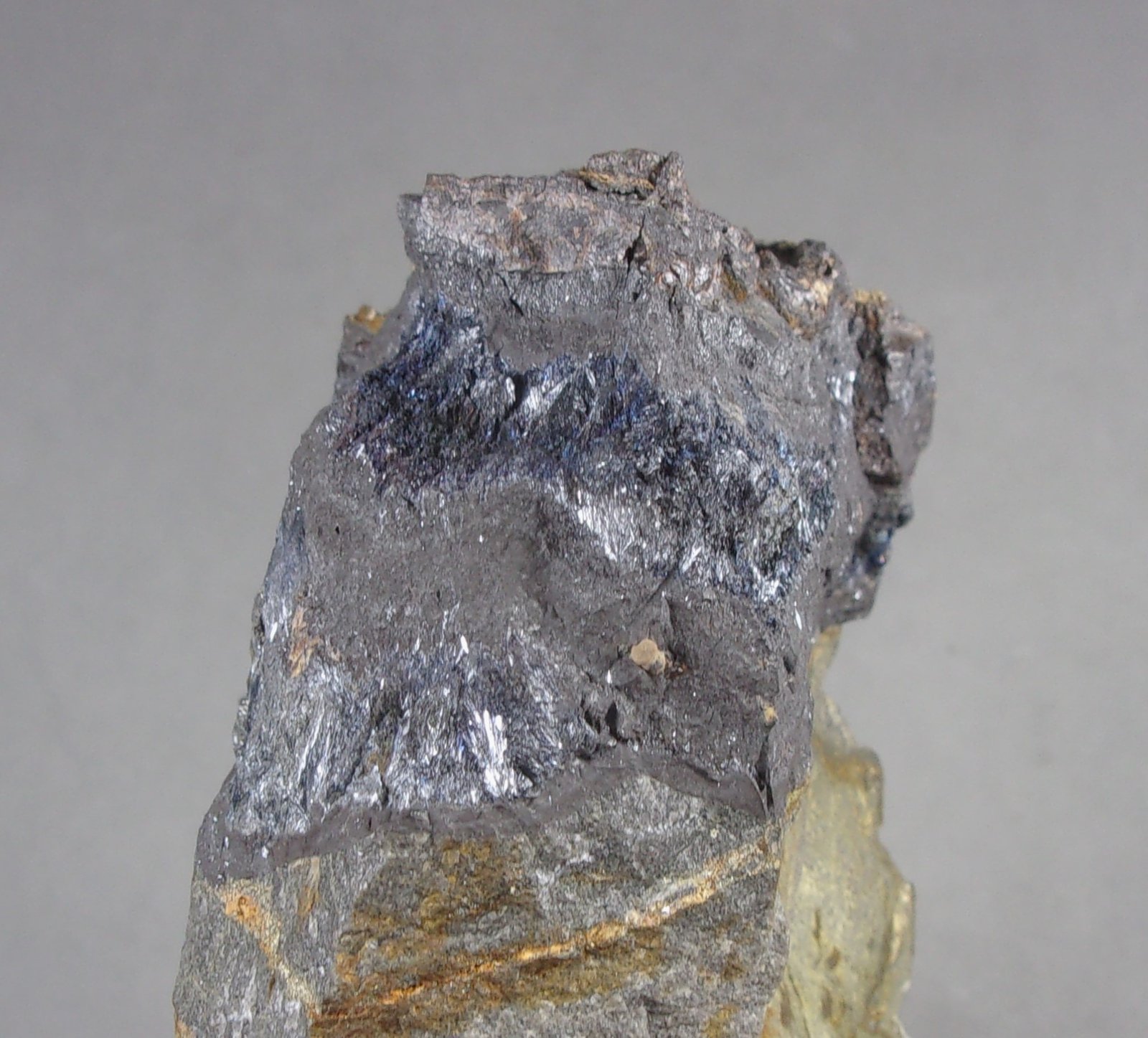 Suredaita y Coiraita
10,8 x 6,2 x 4,8 cm.
(Autor: J. G. Alcolea)