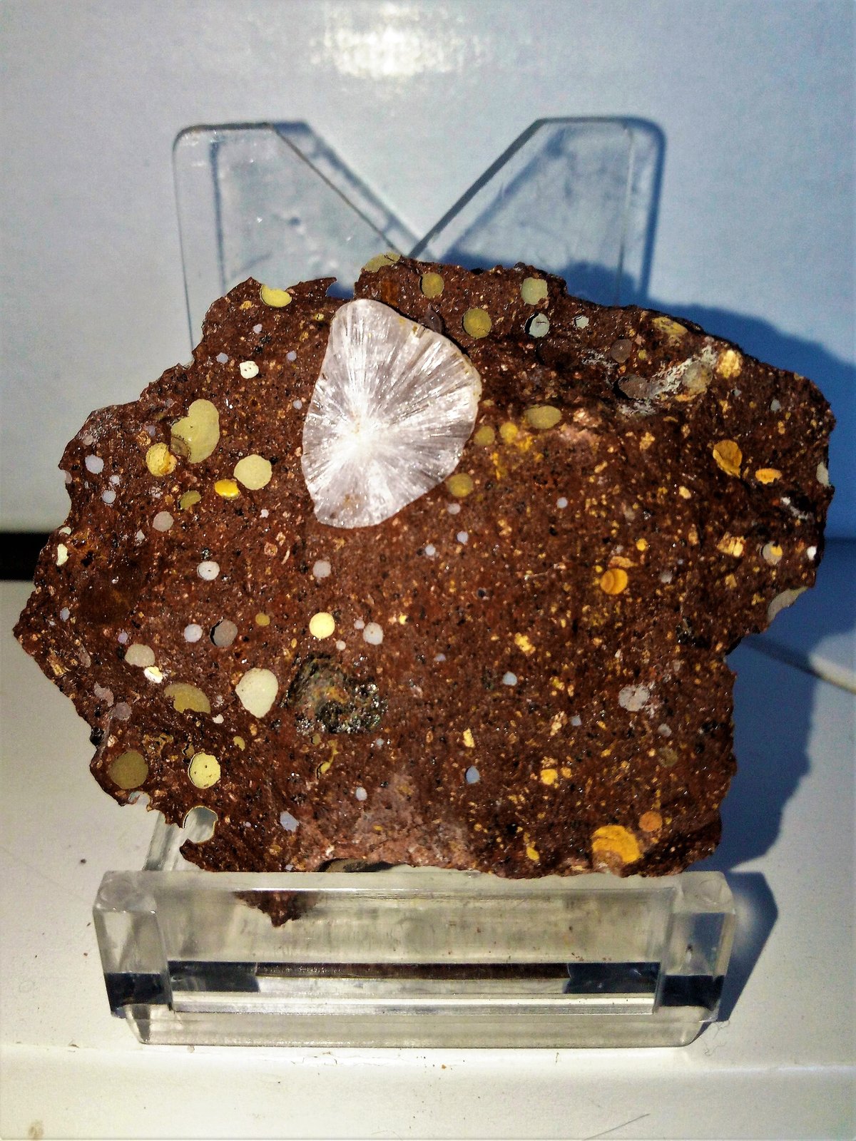 Aragonito
6x4 cm.
(Autor: Adri Rodríguez)