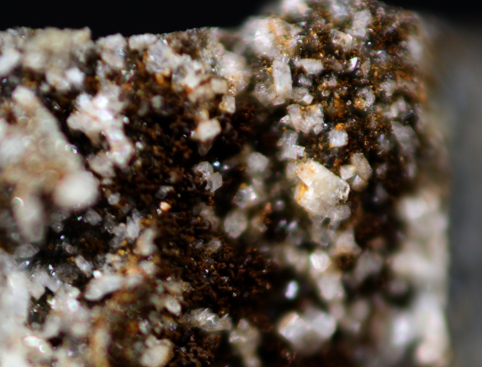 Synchysita-(Ce)
25 x 25 x 14 mm.
(Autor: José Luis Zamora)