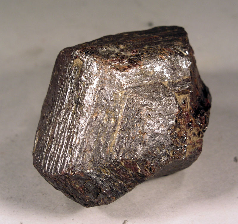 Rutilo
4,5 x 3,5 x 3,5 cm.
(Autor: Foro FMF)