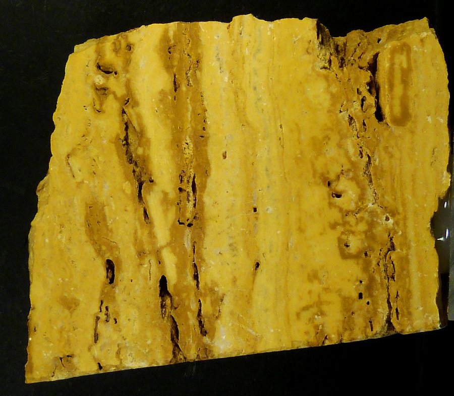 Mármol travertínico
5 x 6.5 x 2 cm.
(Autor: Felipe Abolafia)