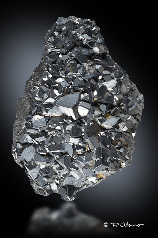 Tenantita
6,5cm x 4,5cm x 2cm
(Autor: Pere Alonso)