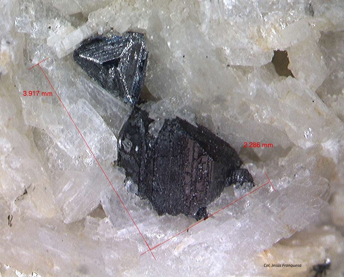 Tetraedrita.
3´917 x 2´286 mm.
(Autor: Jesus Franquesa Baucells)
