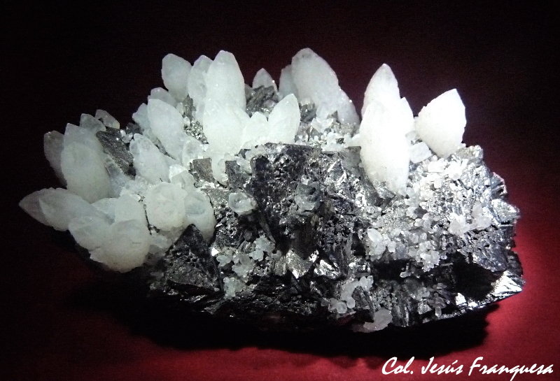 Tetraedrita y Cuarzo.
110x60 mm.
(Autor: Jesus Franquesa Baucells)