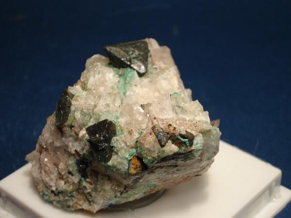 Tetraedrita
6 x 6 cm.
(Autor: Echevarria)