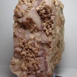 Fluorita
5 x 12 cm
(Autor: Joan Niella)