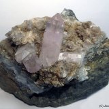 Cuarzo (variedad amatista)
10 x 6 cm
(Autor: Joan Niella)